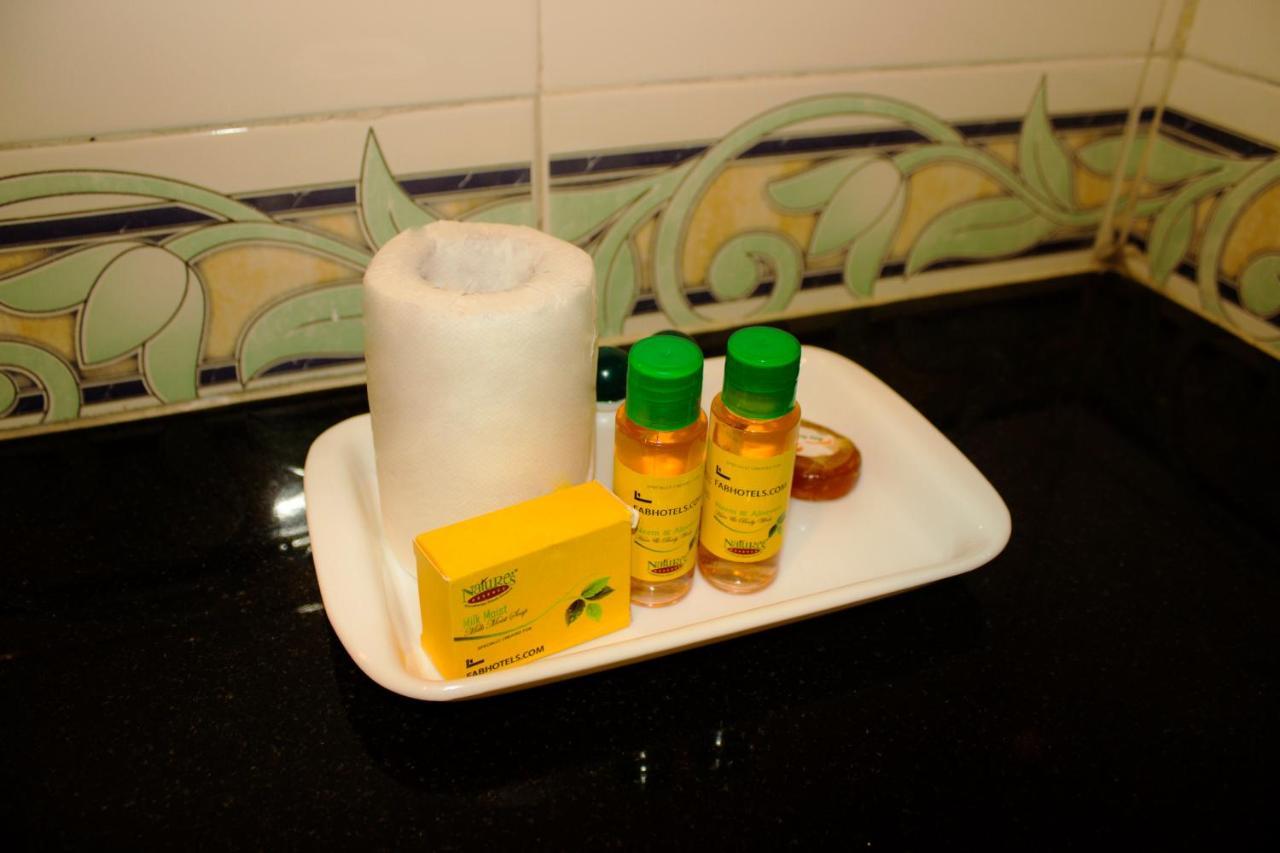 Fabhotel Quest - Nr Quest Mall Колката Екстер'єр фото